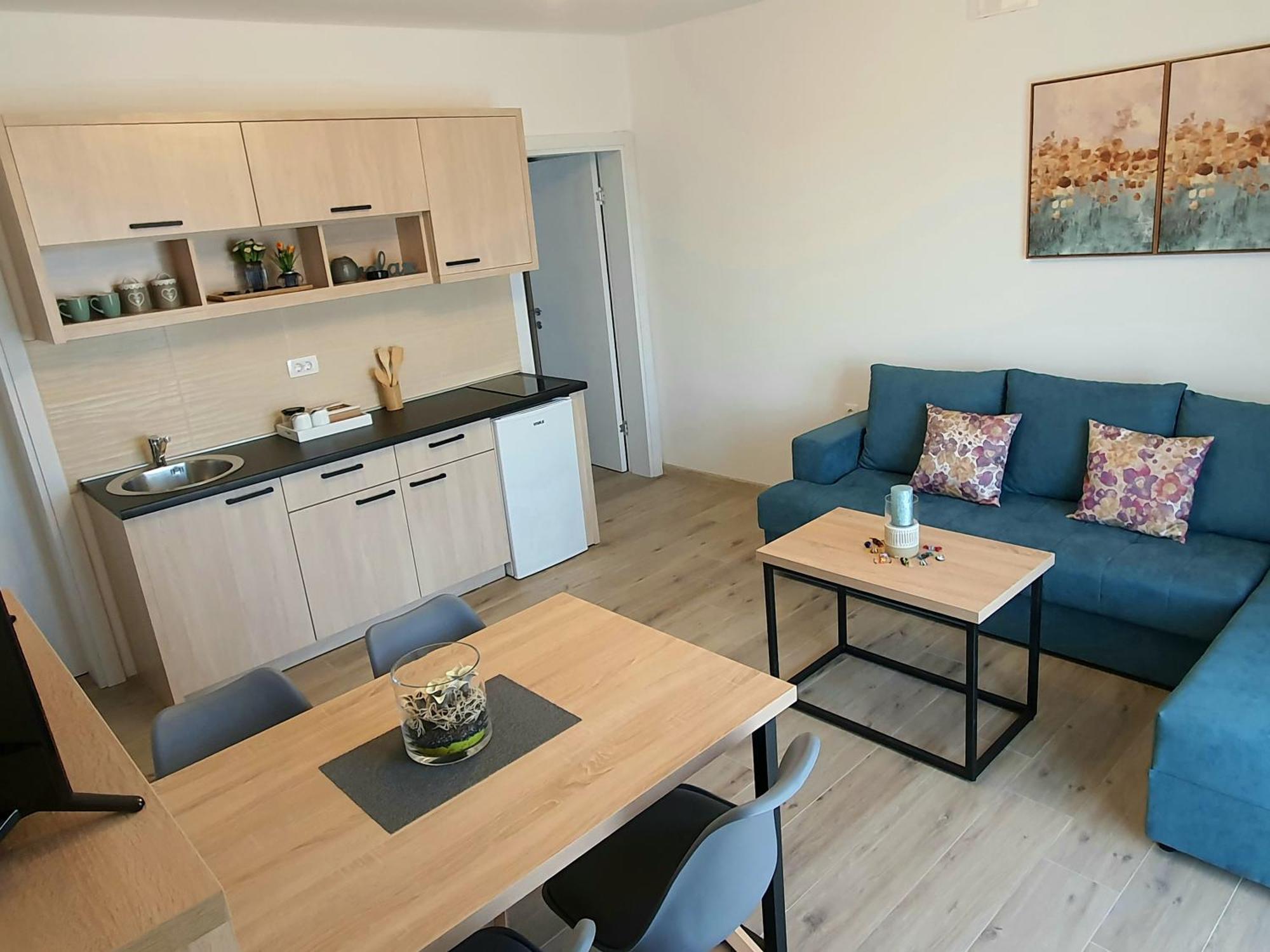 Family Apartments Bar Ngoại thất bức ảnh